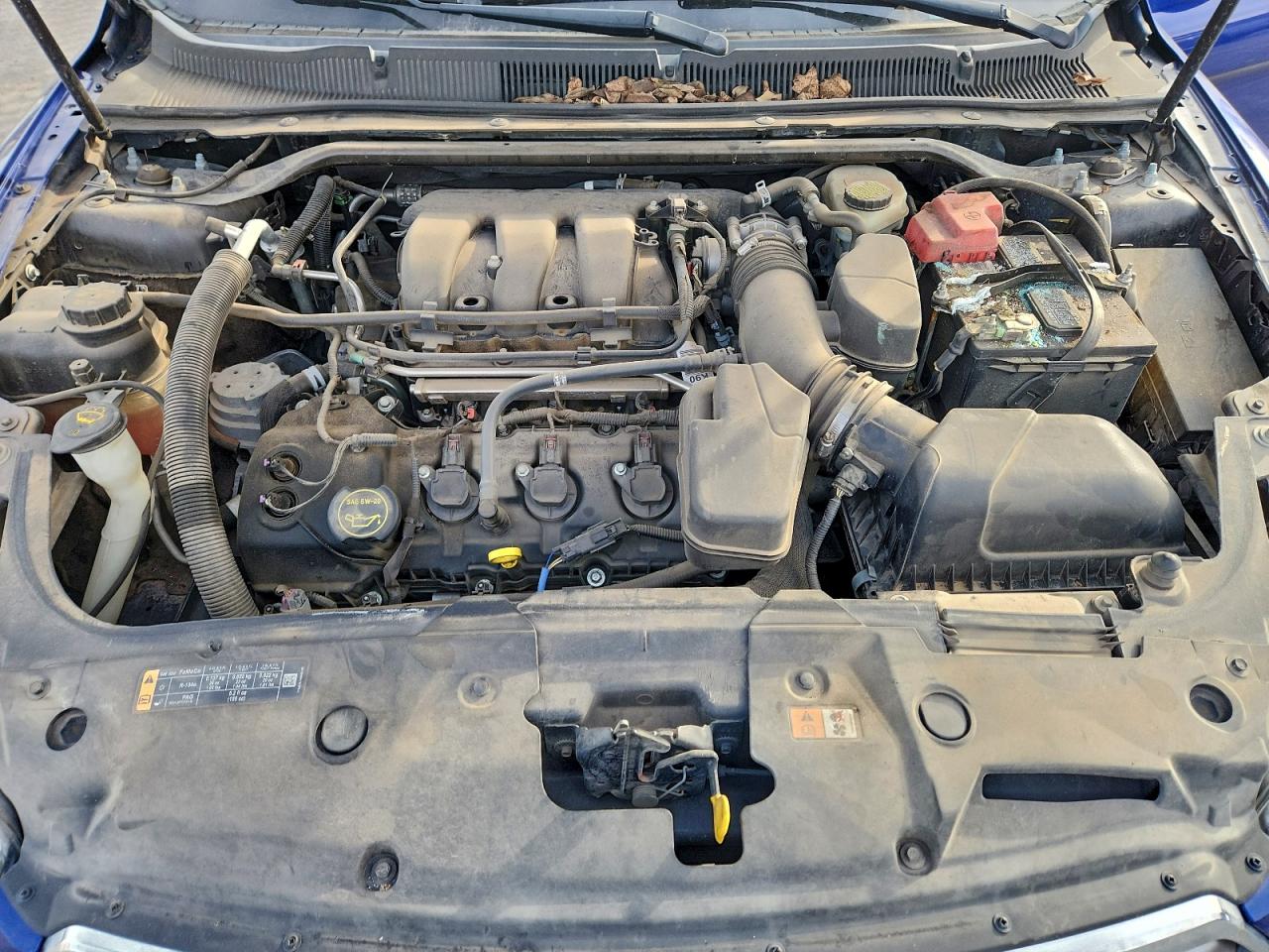 2015 FORD TAURUS SEL photo 11
