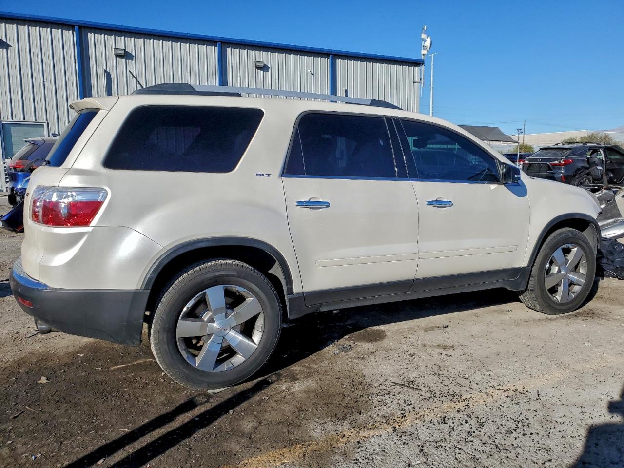 2010 GMC ACADIA SLT-1 photo 3