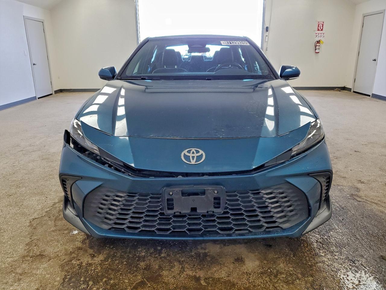 2025 TOYOTA CAMRY XSE photo 9