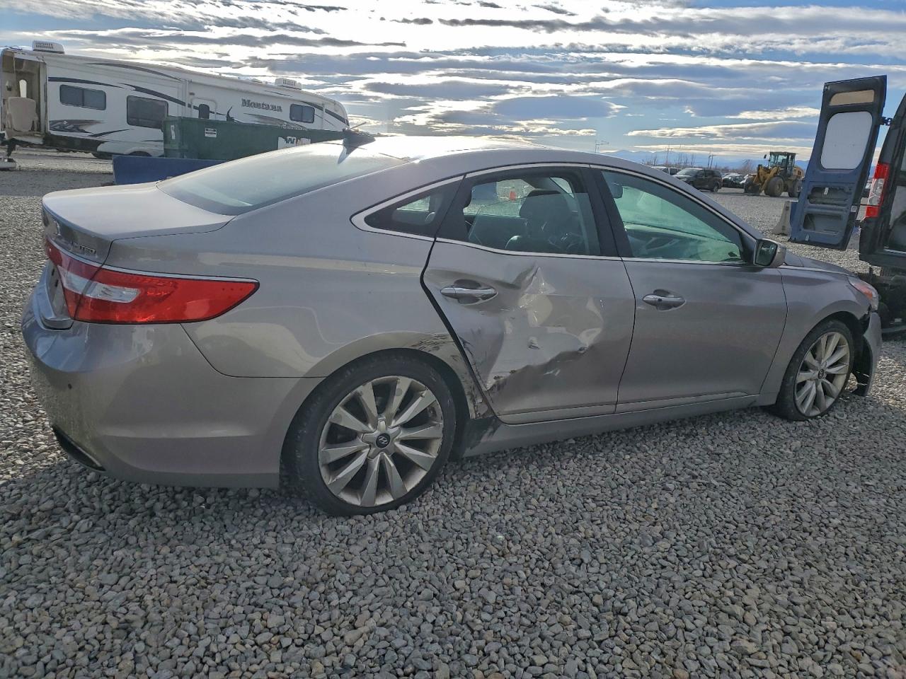 2014 HYUNDAI AZERA GLS photo 3