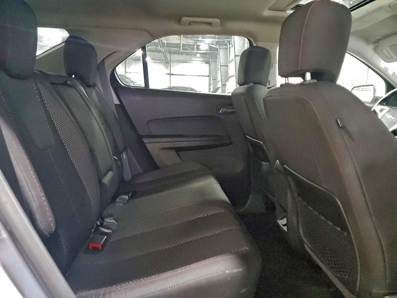 2015 CHEVROLET EQUINOX LT photo 11