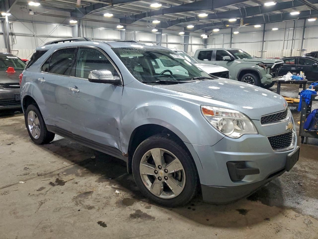 2015 CHEVROLET EQUINOX LT photo 4