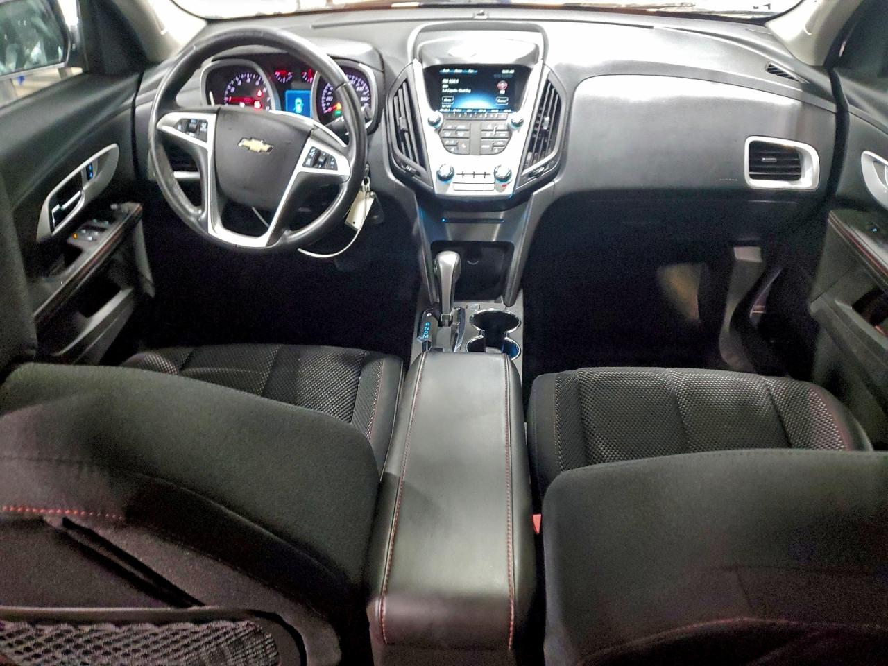 2015 CHEVROLET EQUINOX LT photo 8