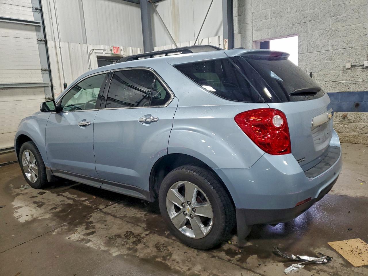 2015 CHEVROLET EQUINOX LT photo 2