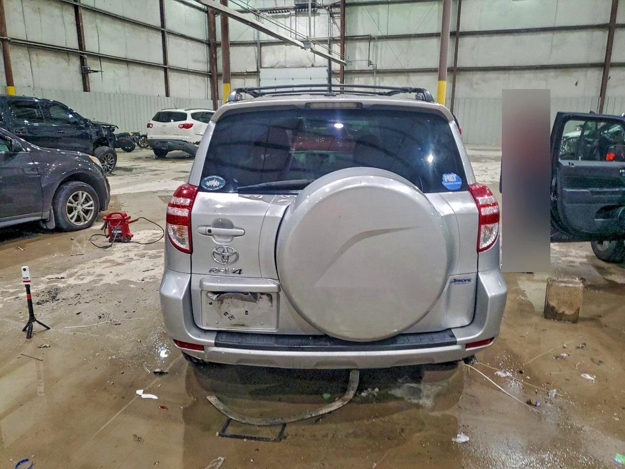 2011 TOYOTA RAV4 LIMITED photo 6