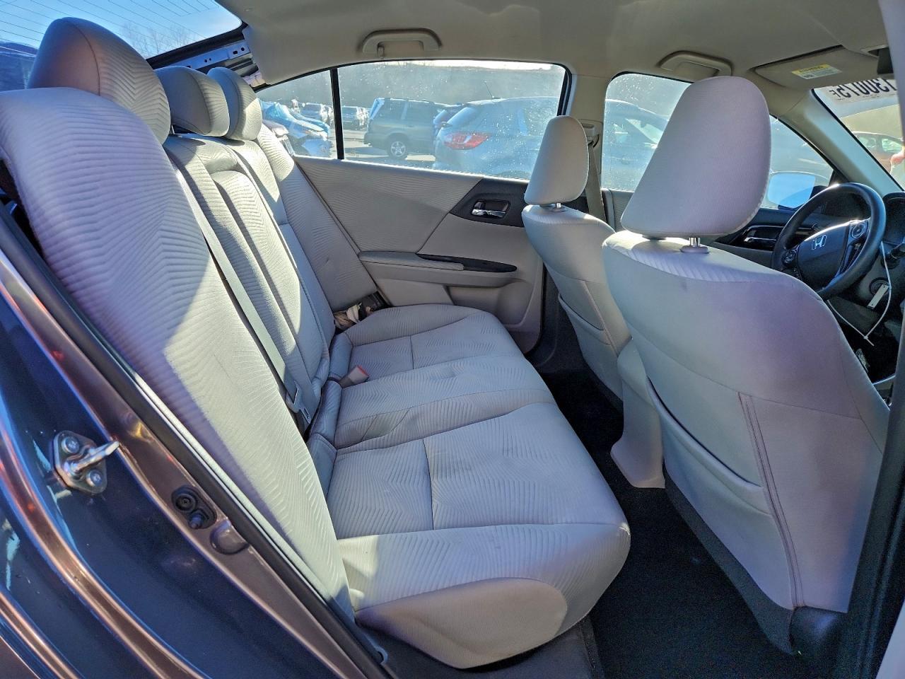 2016 HONDA ACCORD LX photo 10