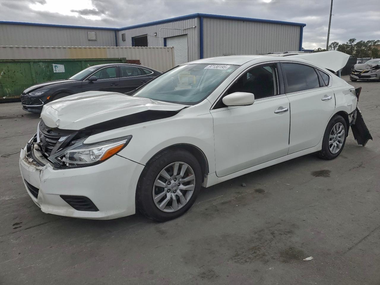 2017 NISSAN ALTIMA