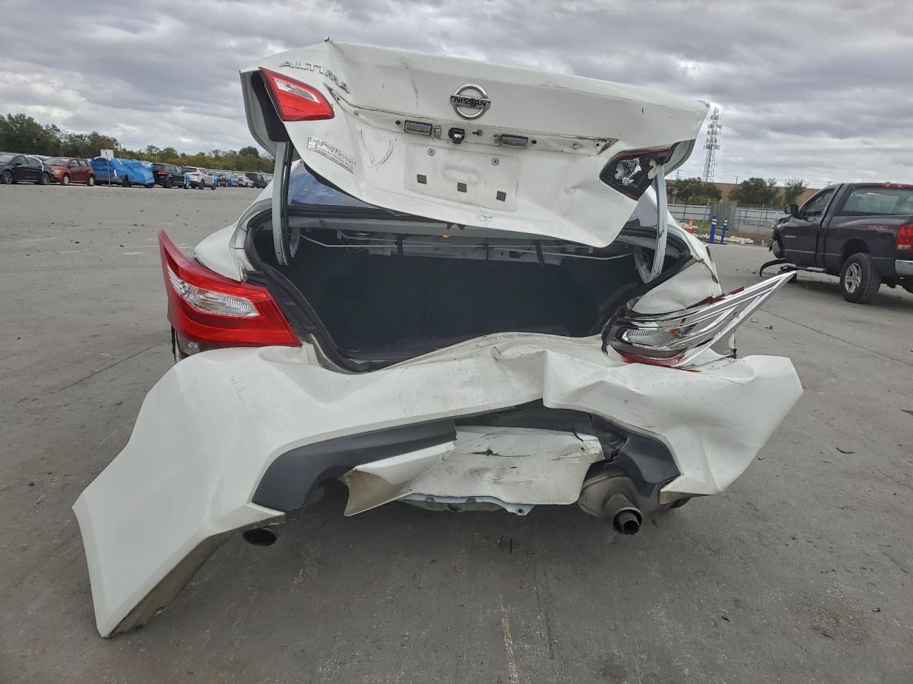 2017 NISSAN ALTIMA 2.5 S photo 6
