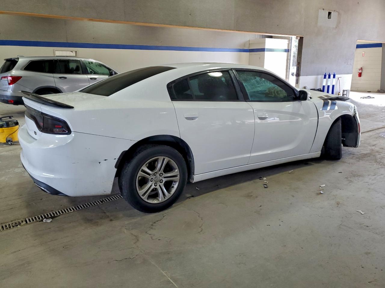 2015 DODGE CHARGER SE photo 3