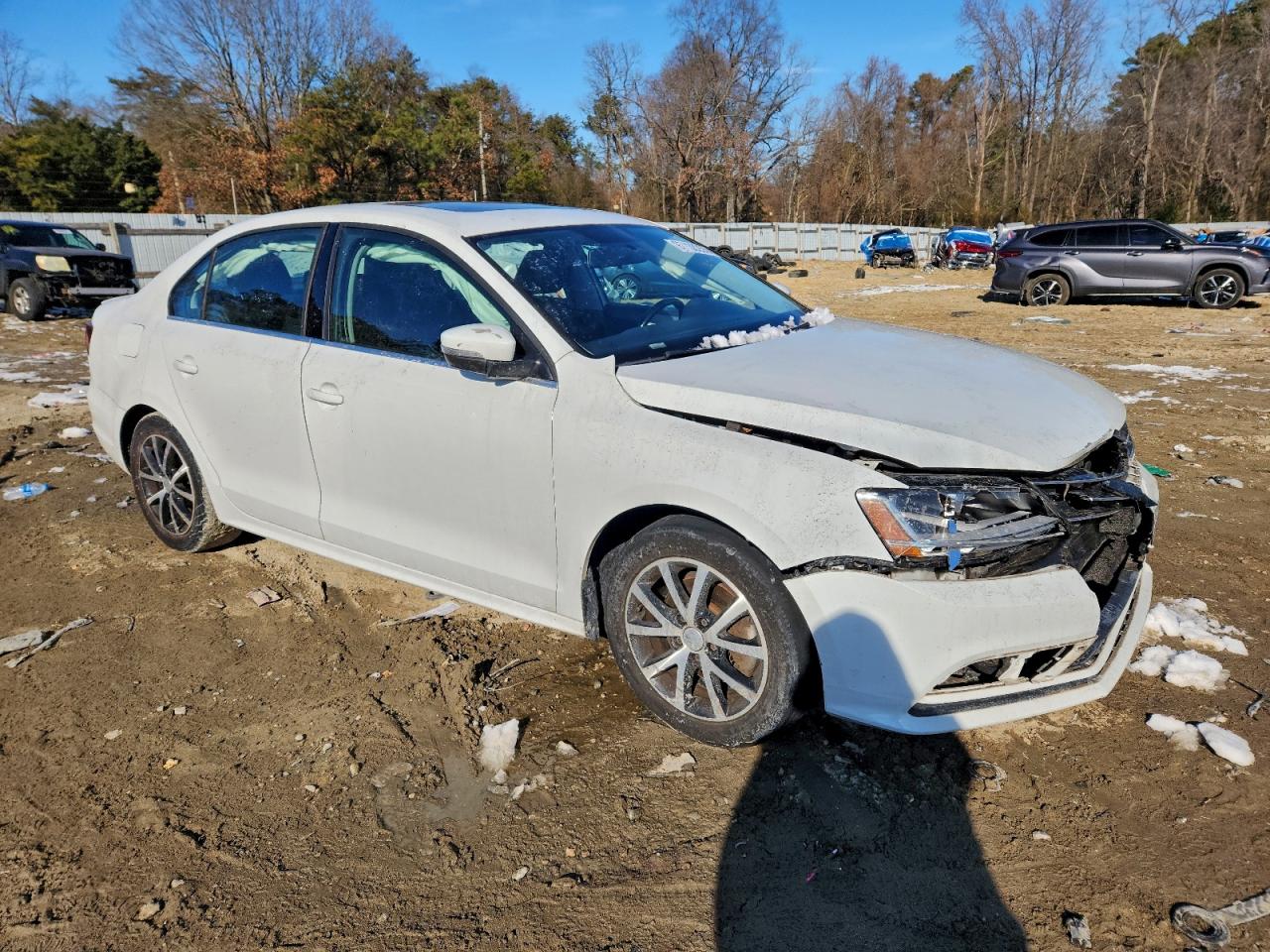 2017 VOLKSWAGEN JETTA SE photo 4