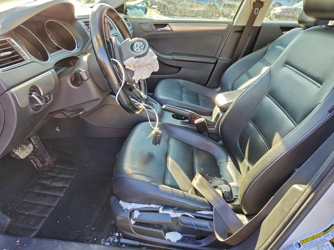 2017 VOLKSWAGEN JETTA SE photo 7