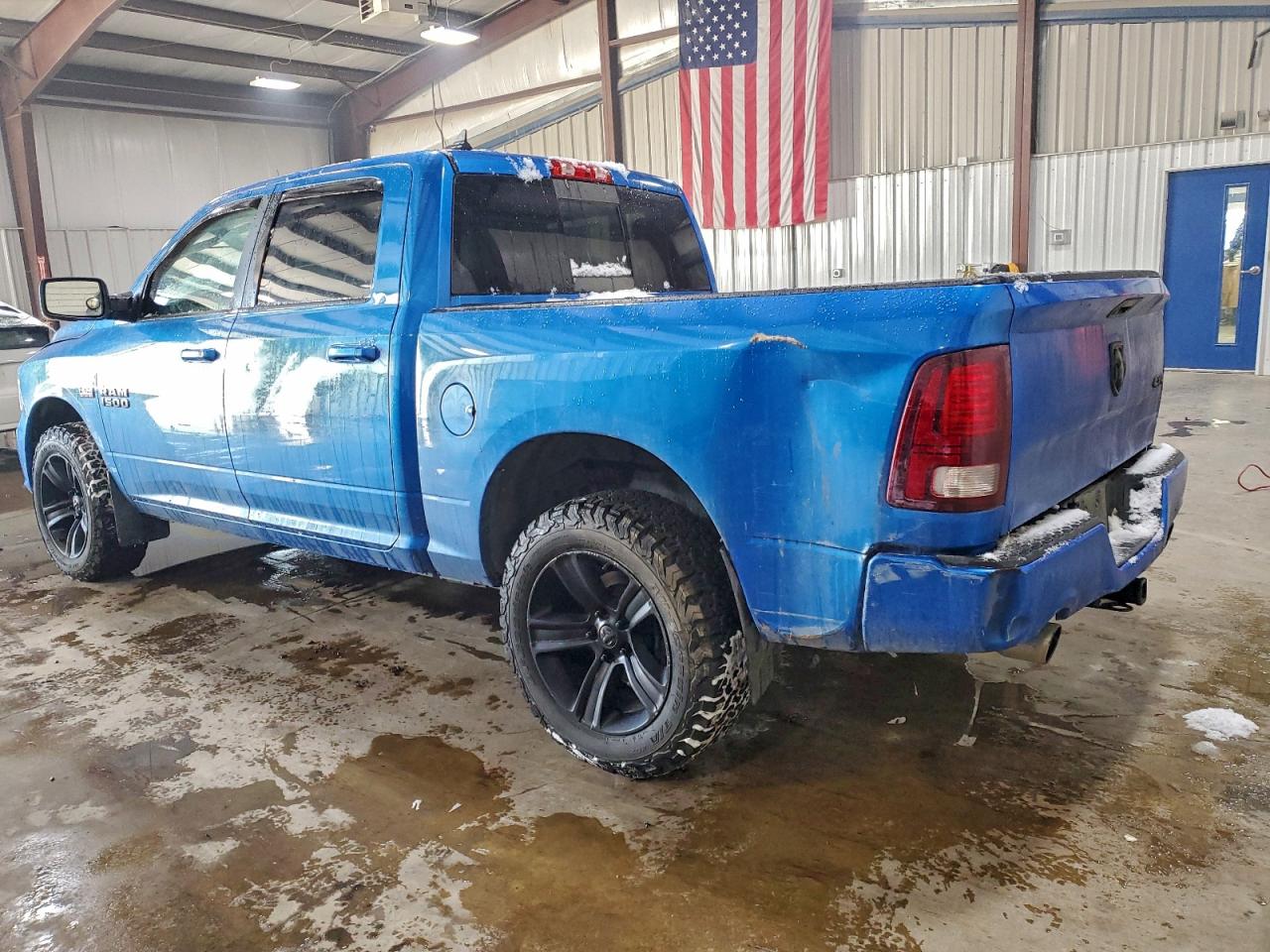 2018 RAM 1500 SPORT photo 2