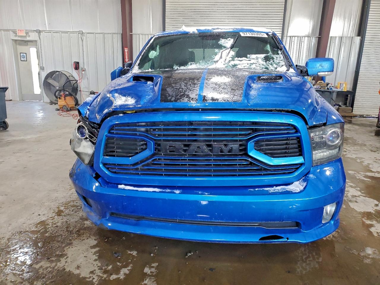 2018 RAM 1500 SPORT photo 5