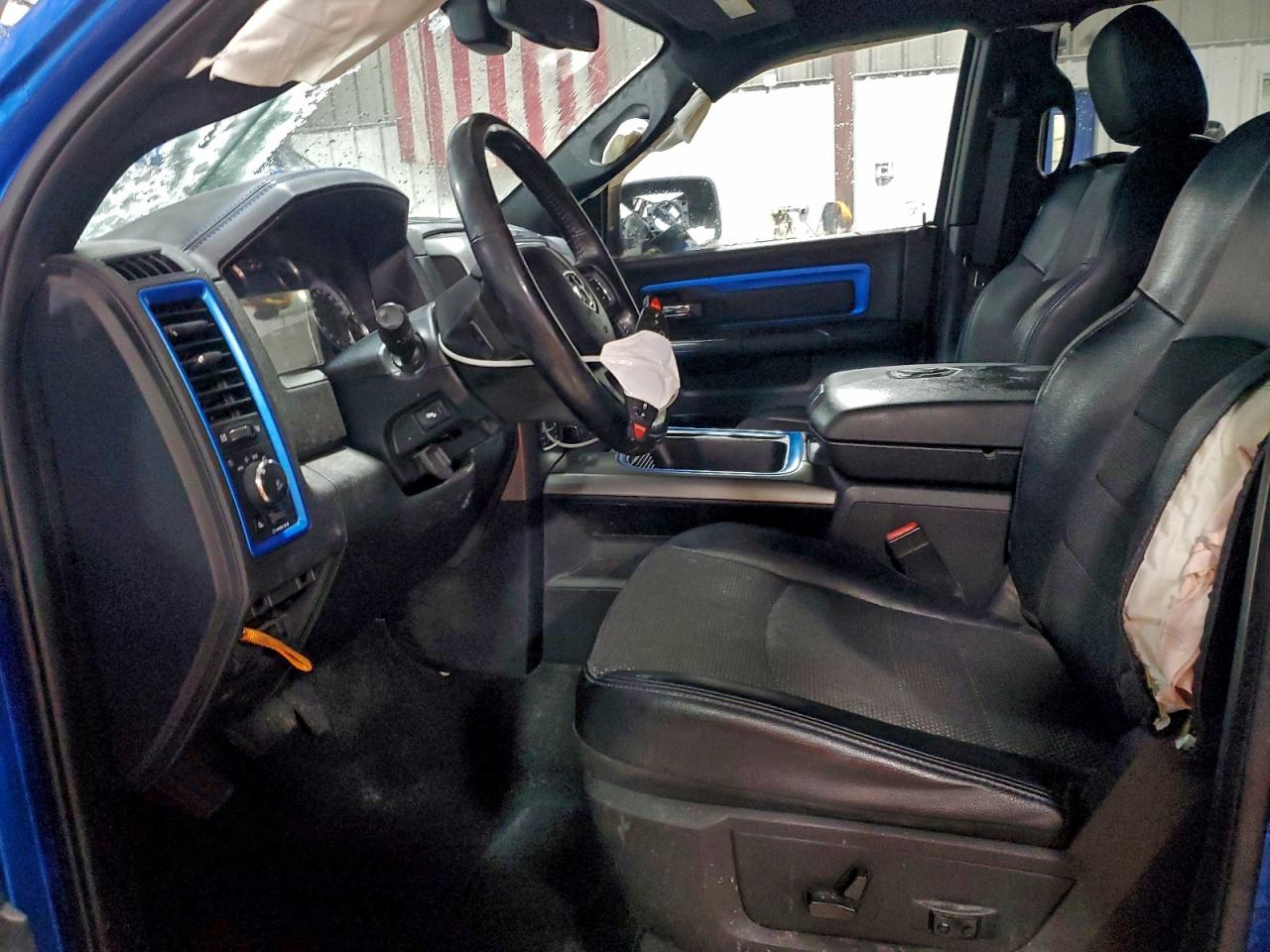 2018 RAM 1500 SPORT photo 7