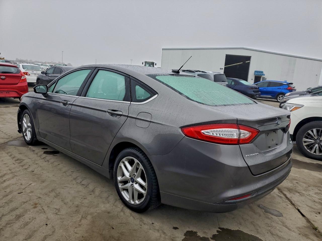 2014 FORD FUSION SE photo 4