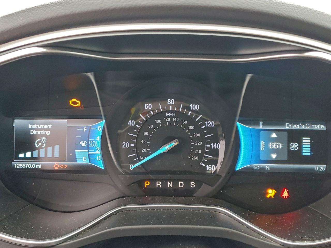 2014 FORD FUSION SE photo 25