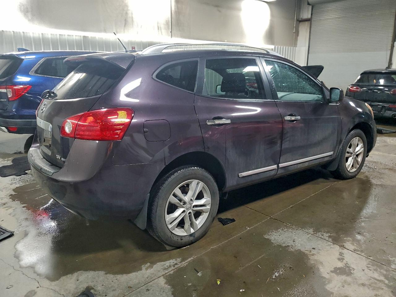 2013 NISSAN ROGUE S photo 5