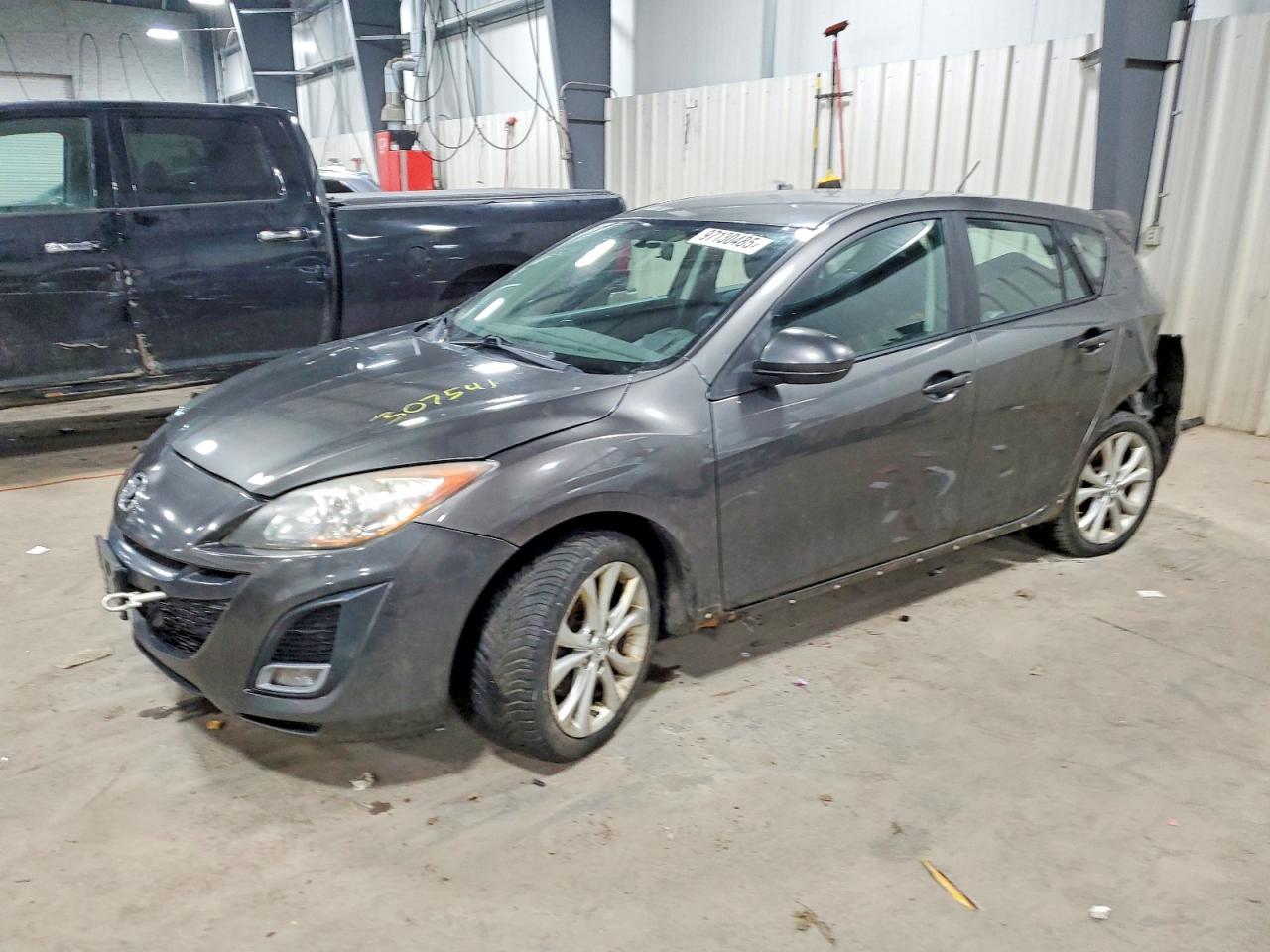 2010 MAZDA 3