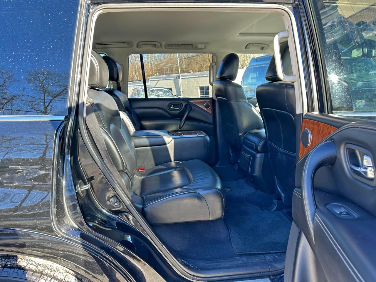 2018 INFINITI QX80 BASE photo 8