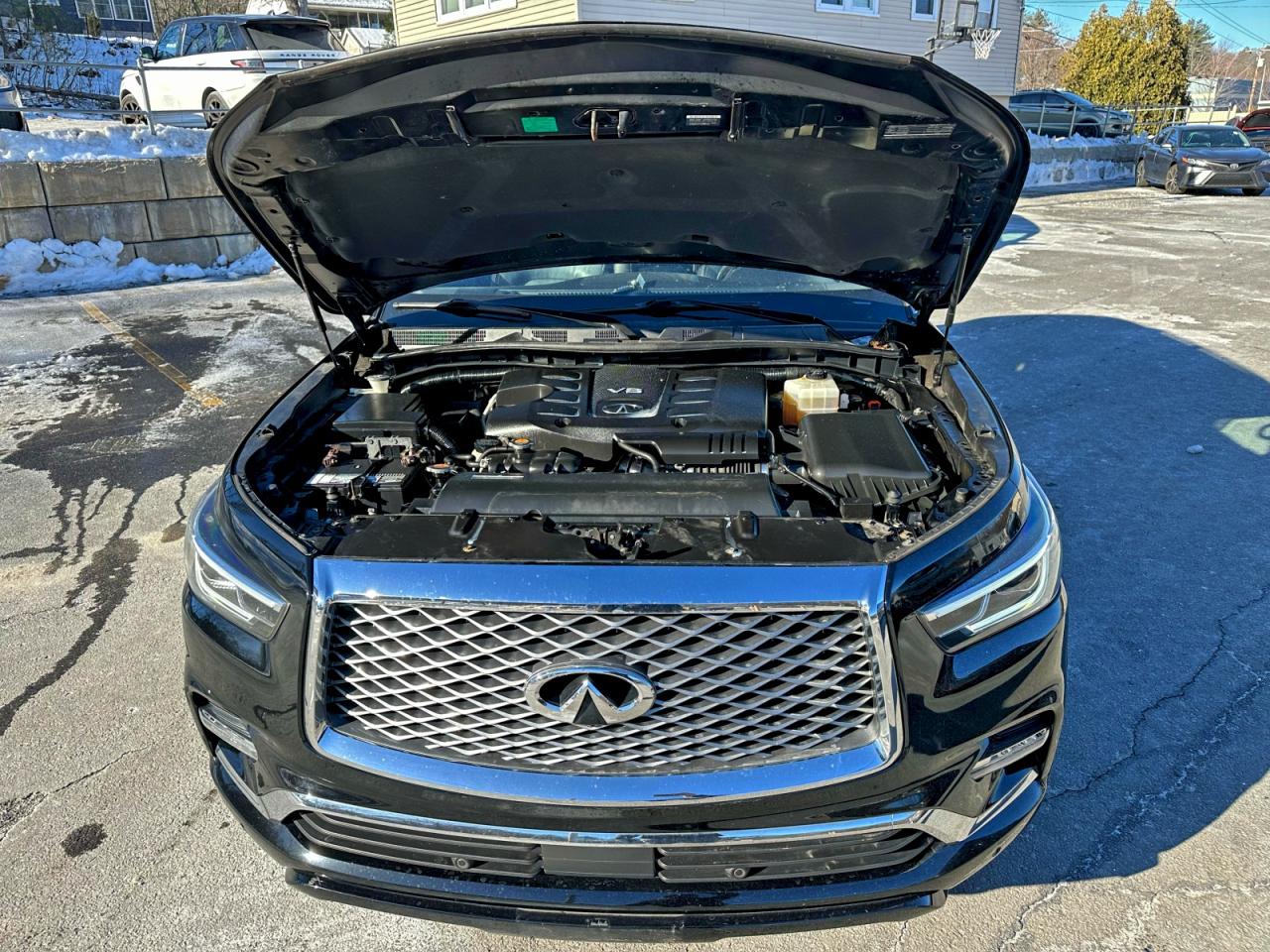 2018 INFINITI QX80 BASE photo 5