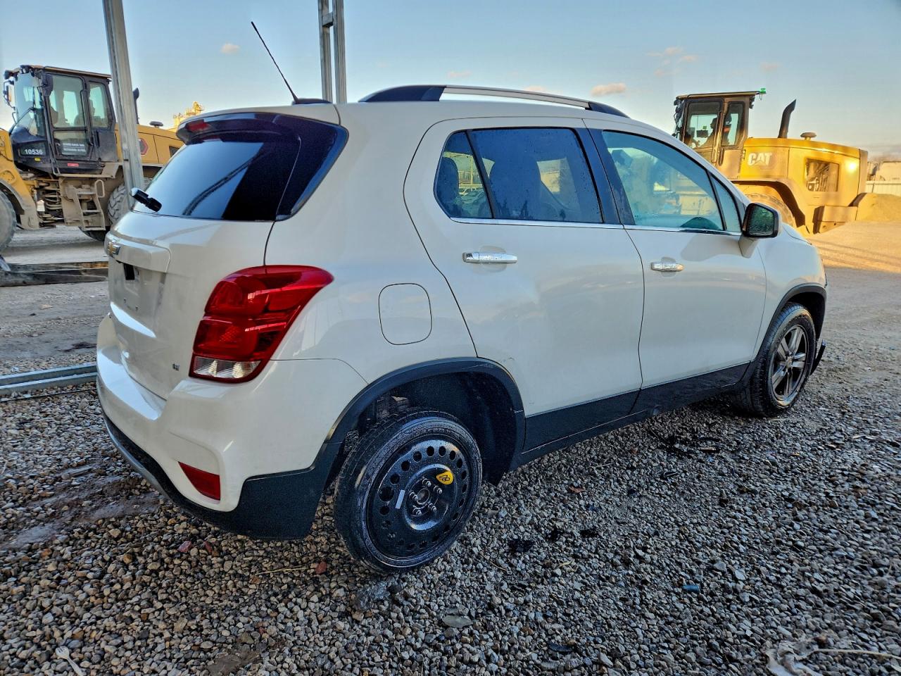 2020 CHEVROLET TRAX 1LT photo 3