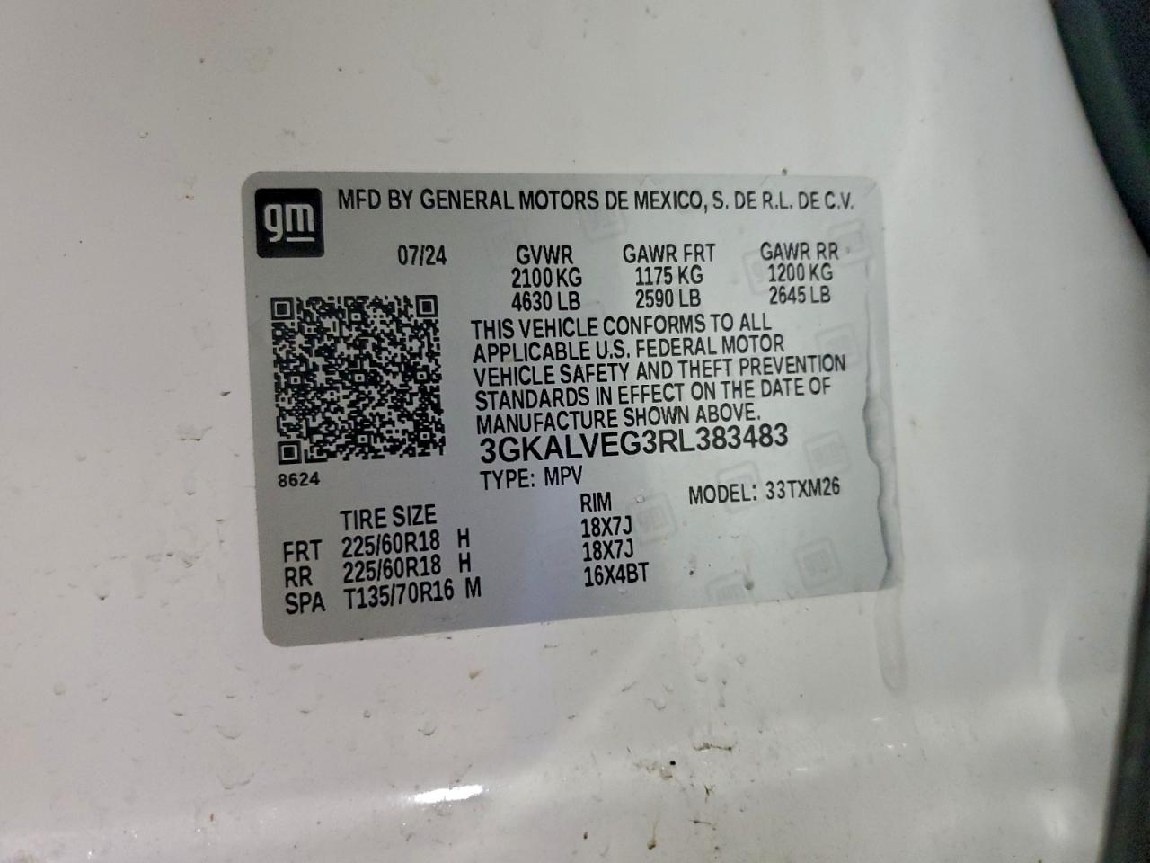 2024 GMC TERRAIN SLT photo 13