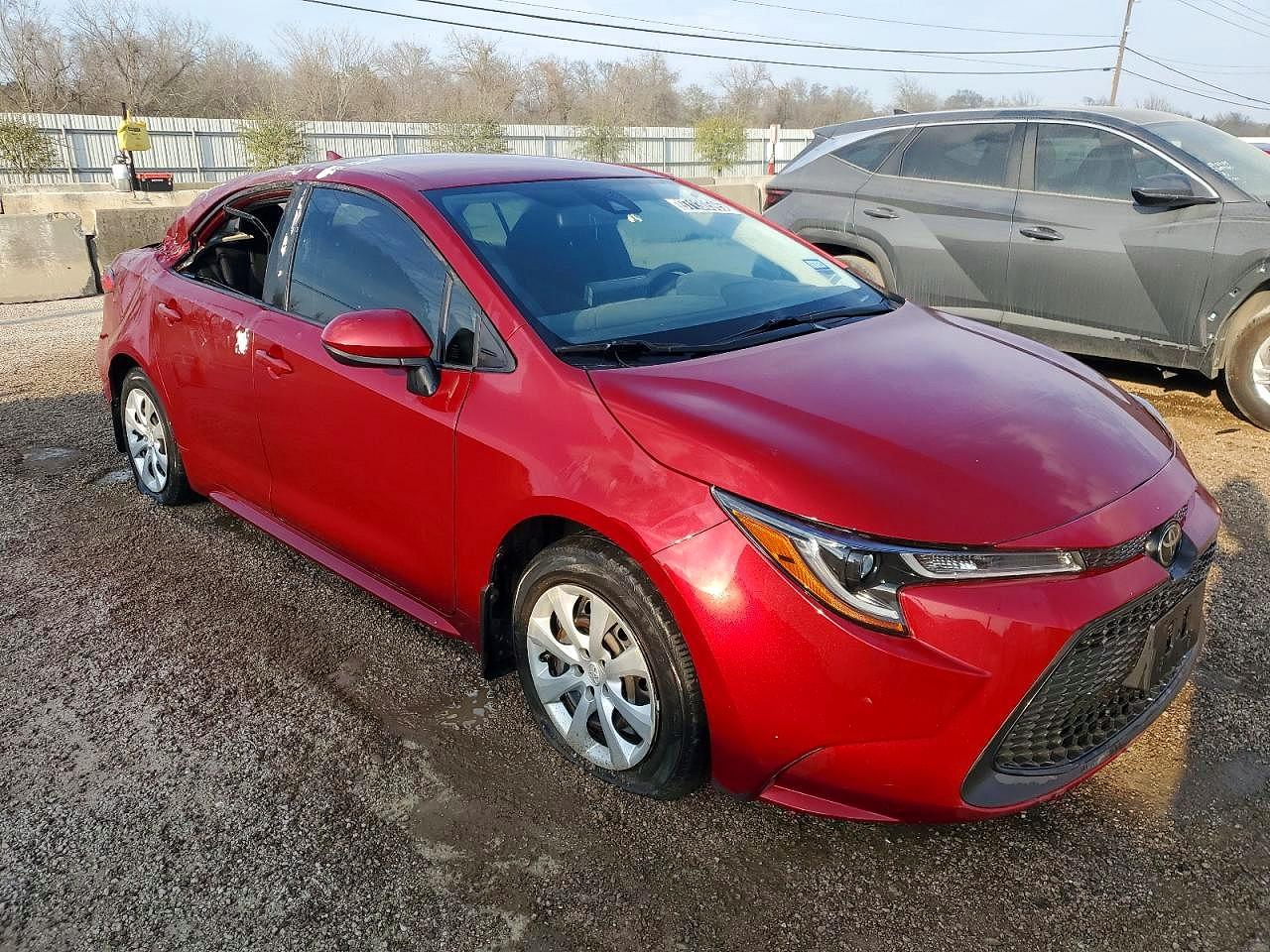 2022 TOYOTA COROLLA LE photo 4