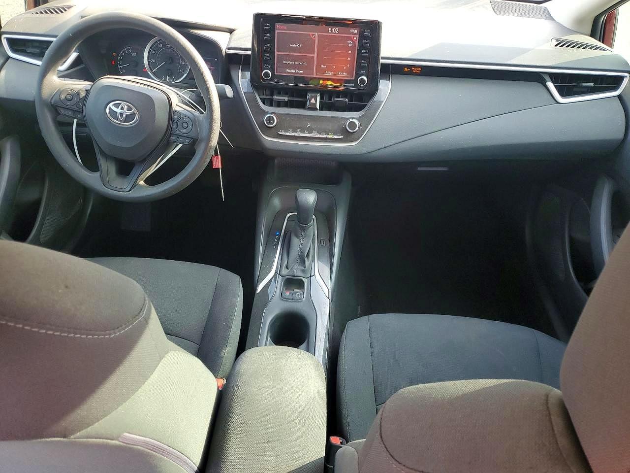 2022 TOYOTA COROLLA LE photo 8