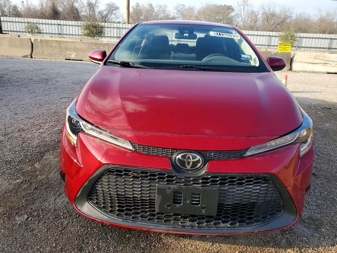 2022 TOYOTA COROLLA LE photo 5