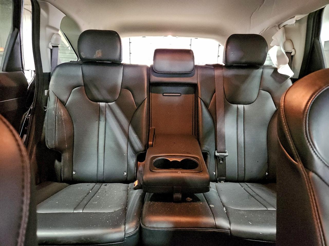 2024 KIA SORENTO S photo 10