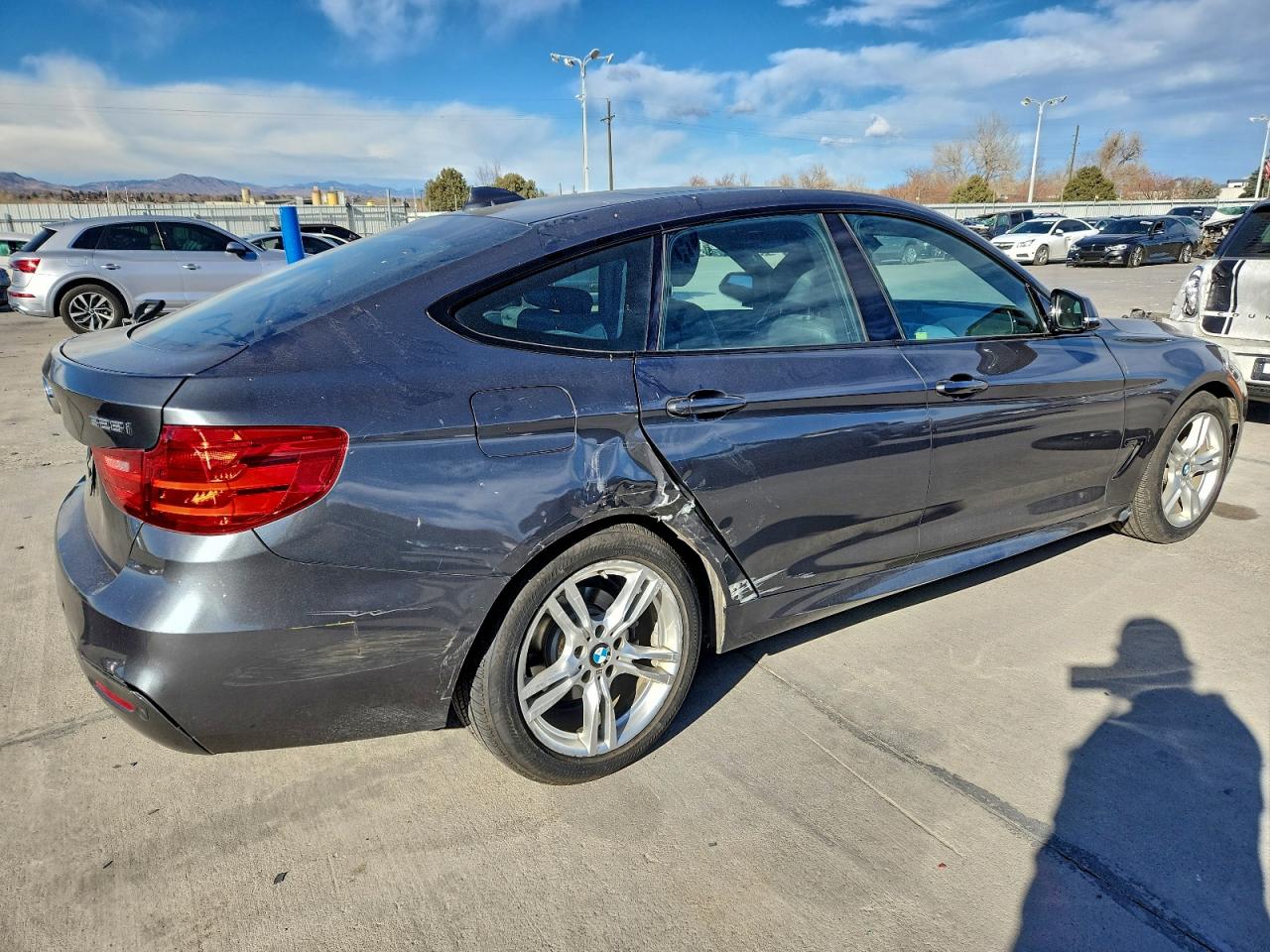 2016 BMW 328 XIGT SULEV photo 3