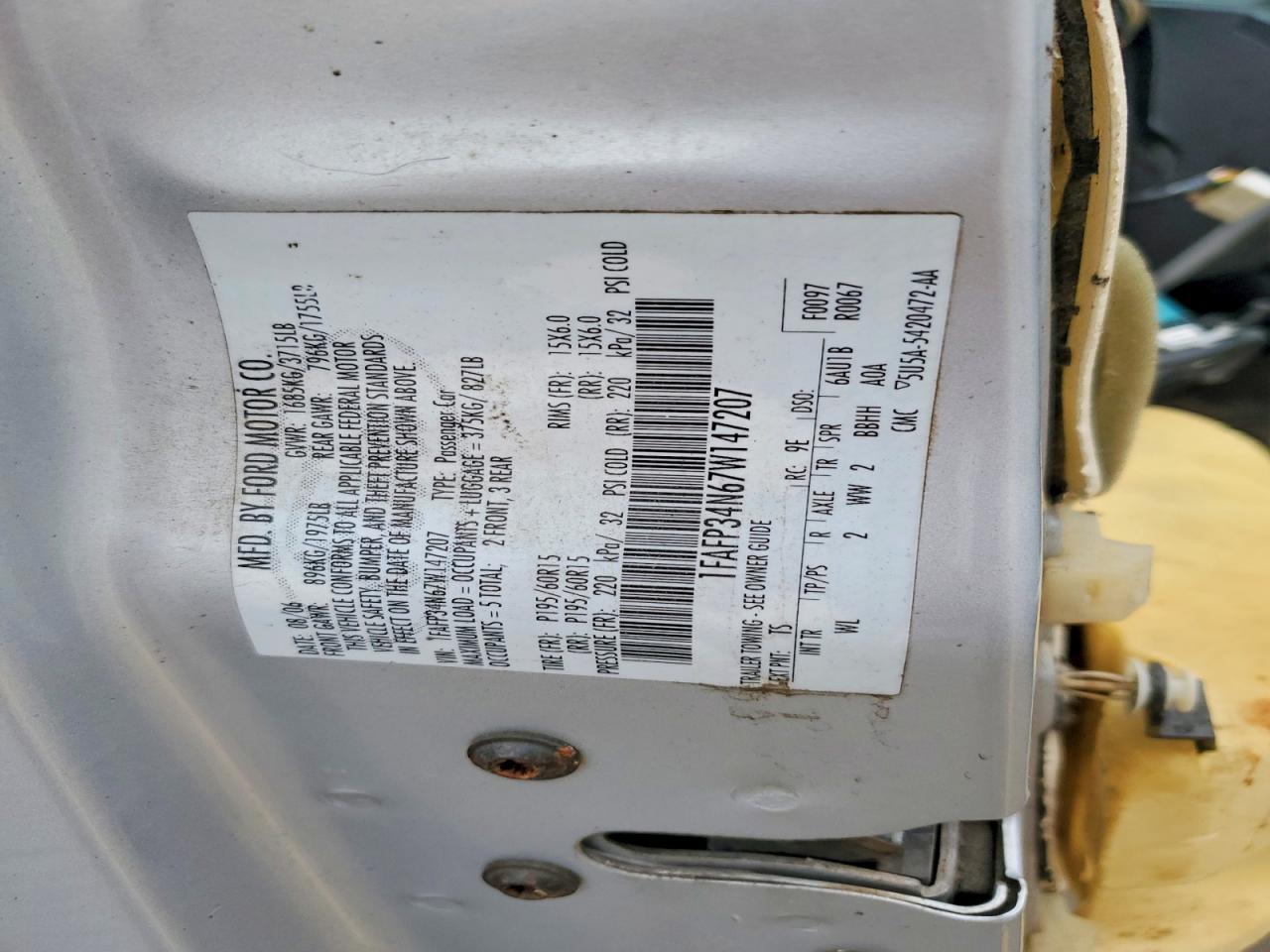2007 FORD FOCUS ZX4 photo 12