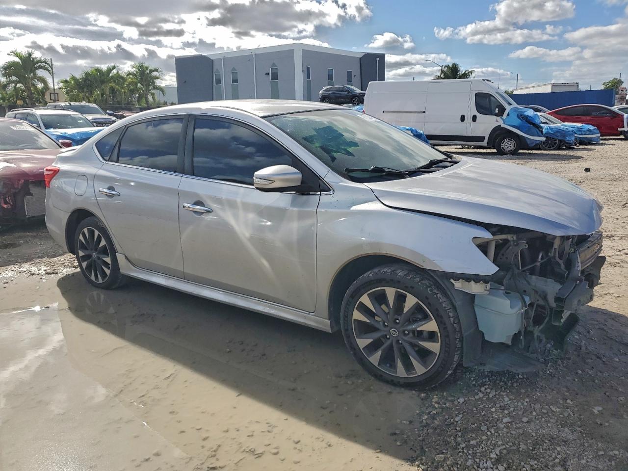 2019 NISSAN SENTRA S photo 4