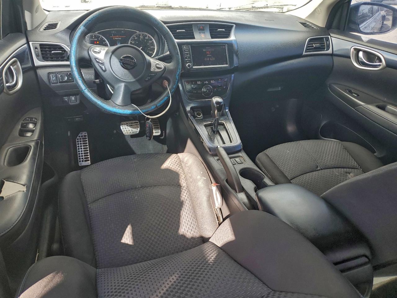 2019 NISSAN SENTRA S photo 8