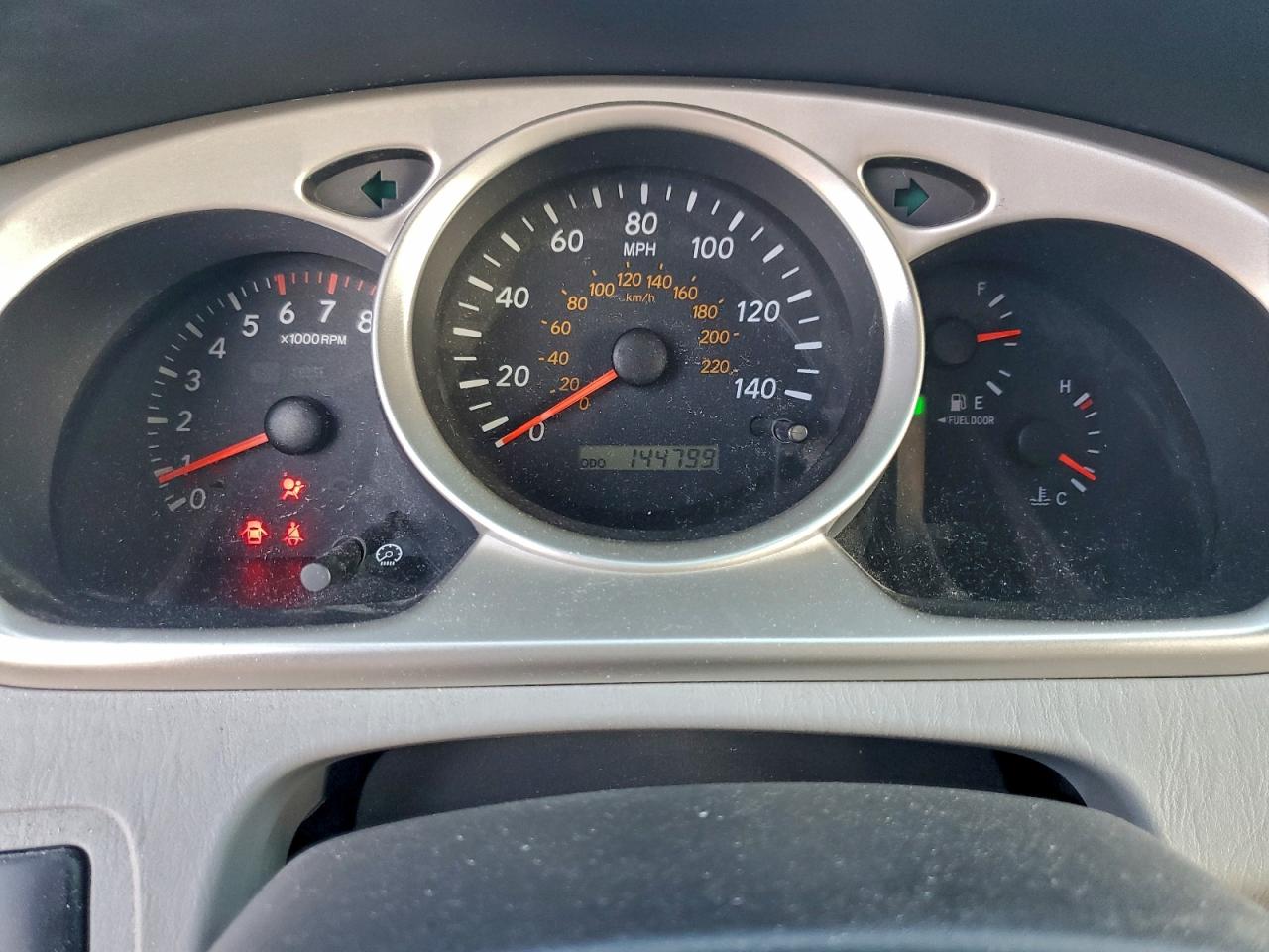 2005 TOYOTA HIGHLANDER LIMITED photo 9