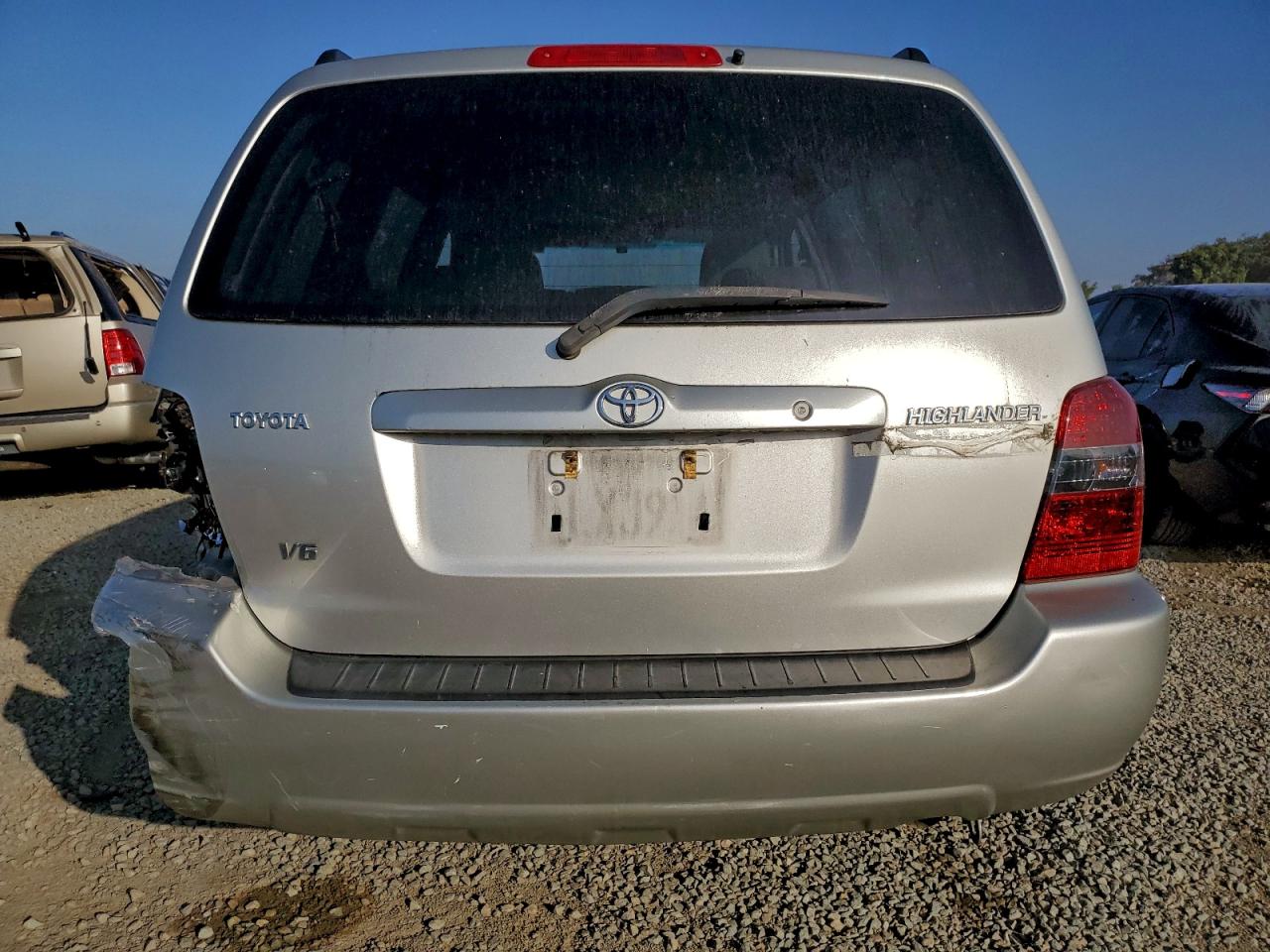 2005 TOYOTA HIGHLANDER LIMITED photo 6