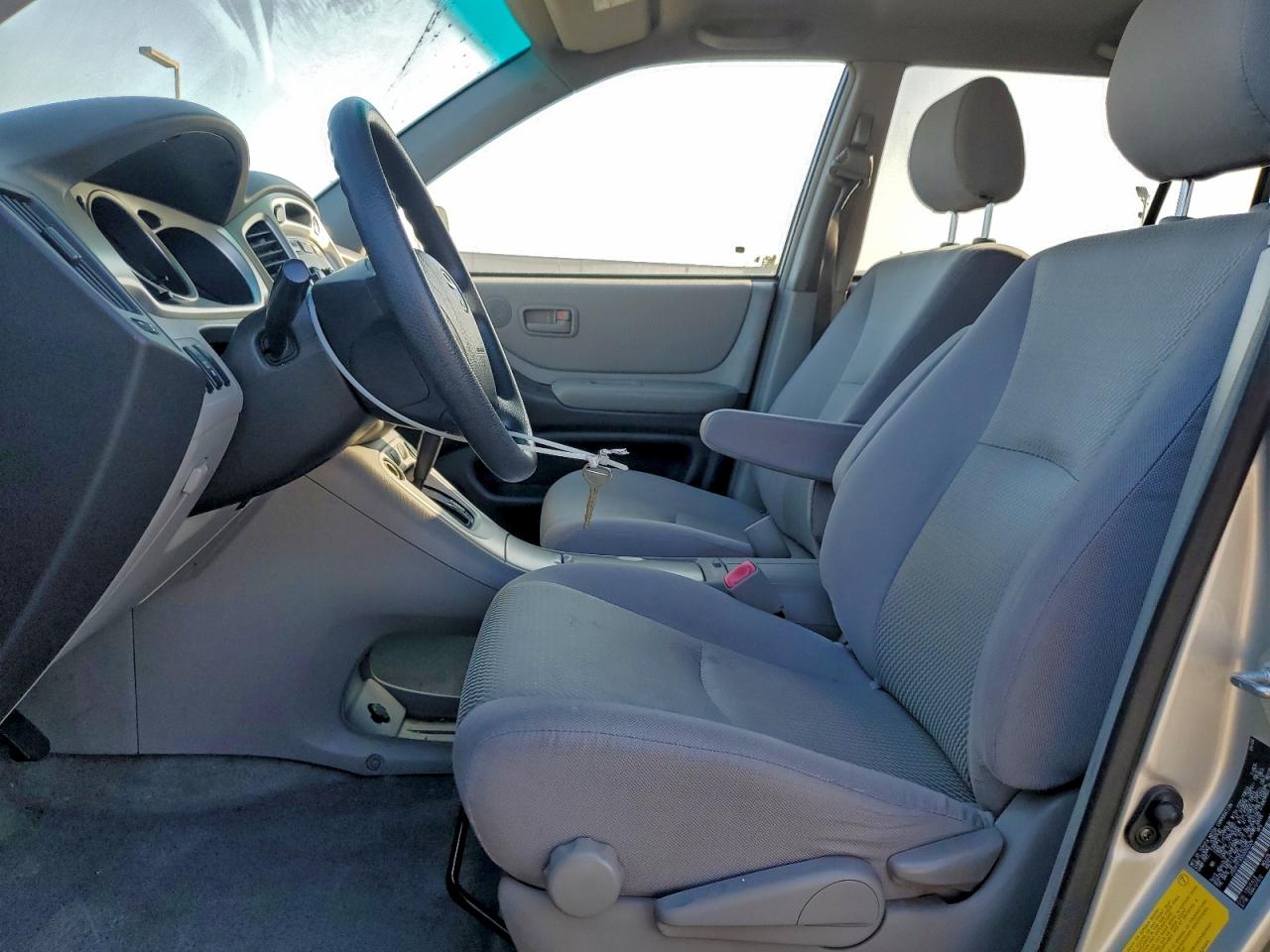 2005 TOYOTA HIGHLANDER LIMITED photo 7