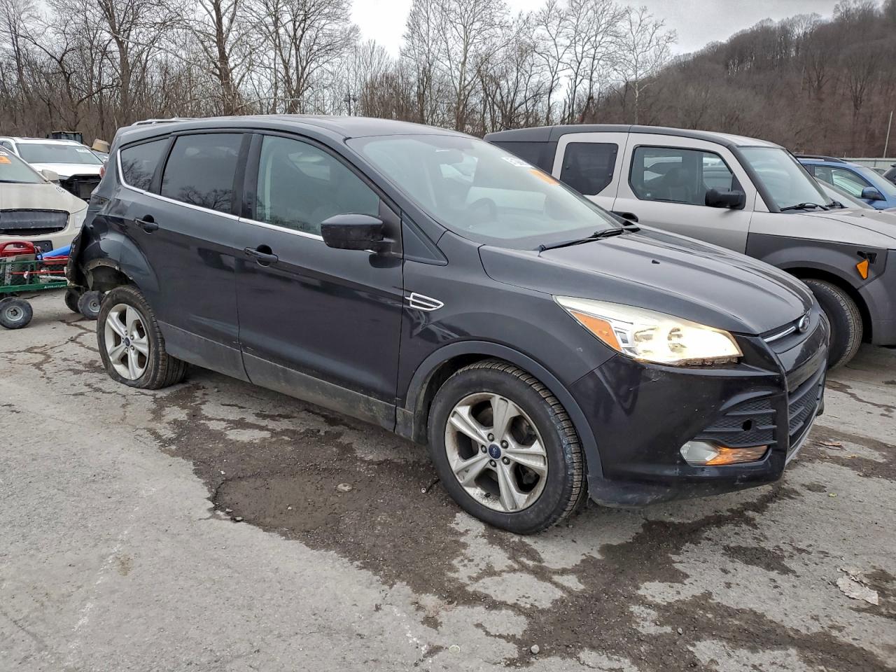 2014 FORD ESCAPE SE photo 4
