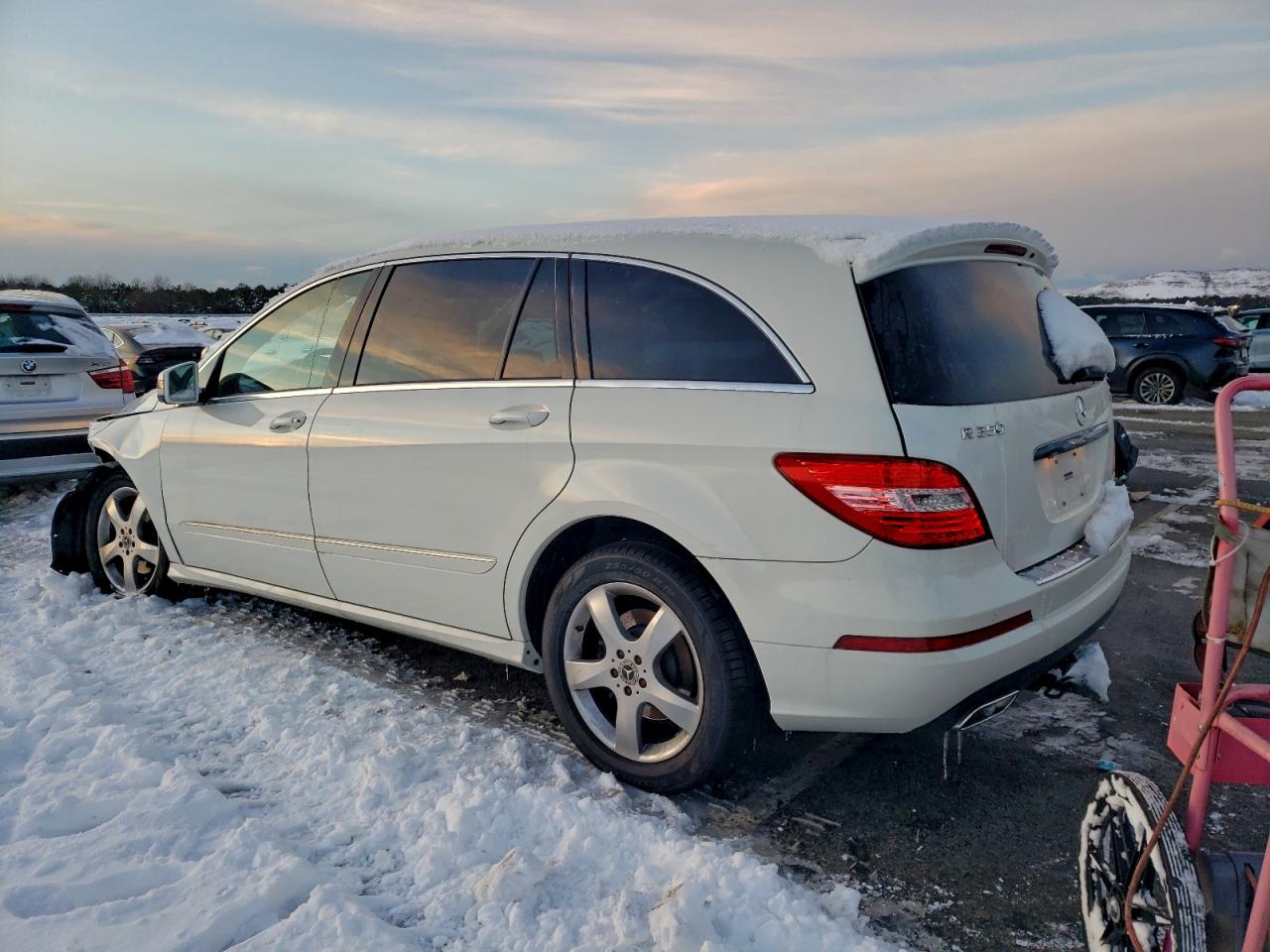2011 MERCEDES-BENZ R 350 4MATIC photo 2