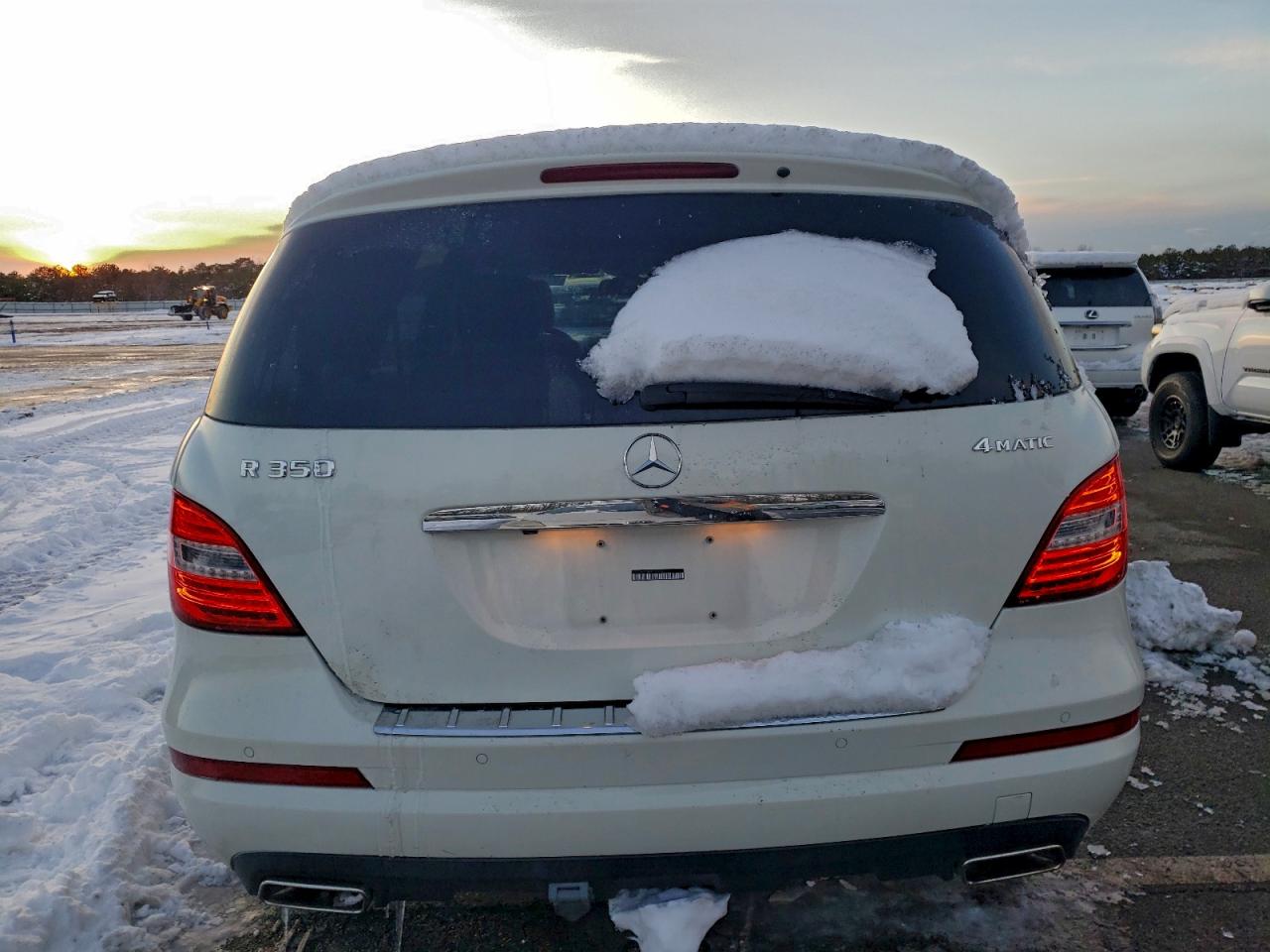 2011 MERCEDES-BENZ R 350 4MATIC photo 6