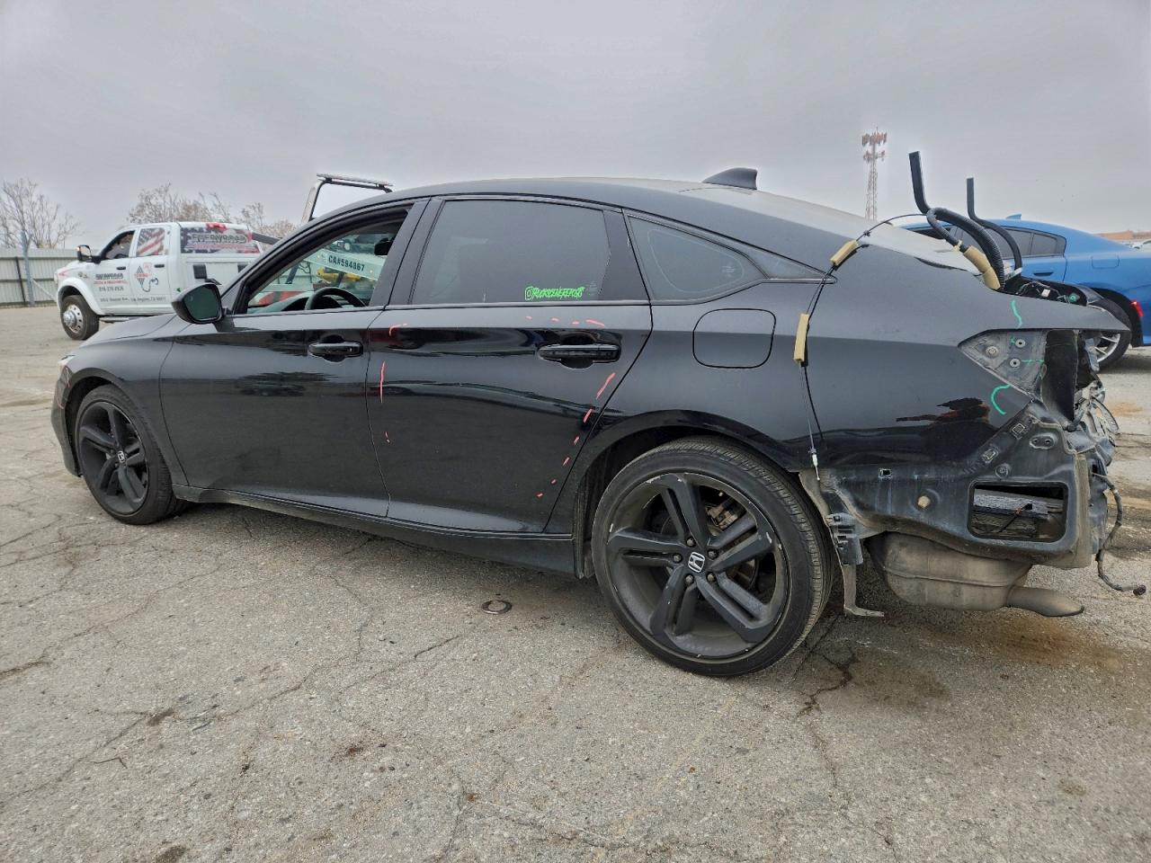 2018 HONDA ACCORD EX photo 3