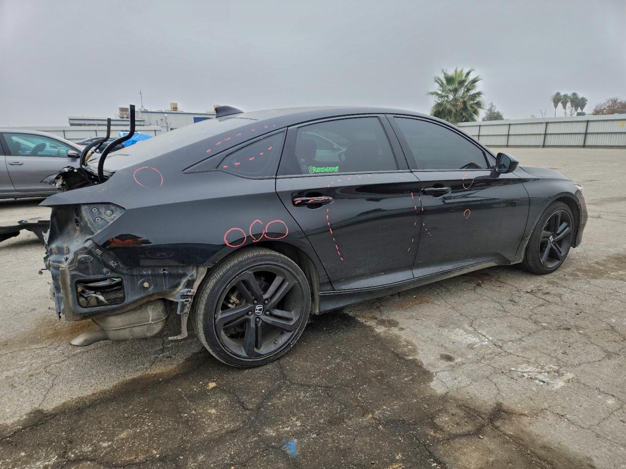2018 HONDA ACCORD EX photo 5