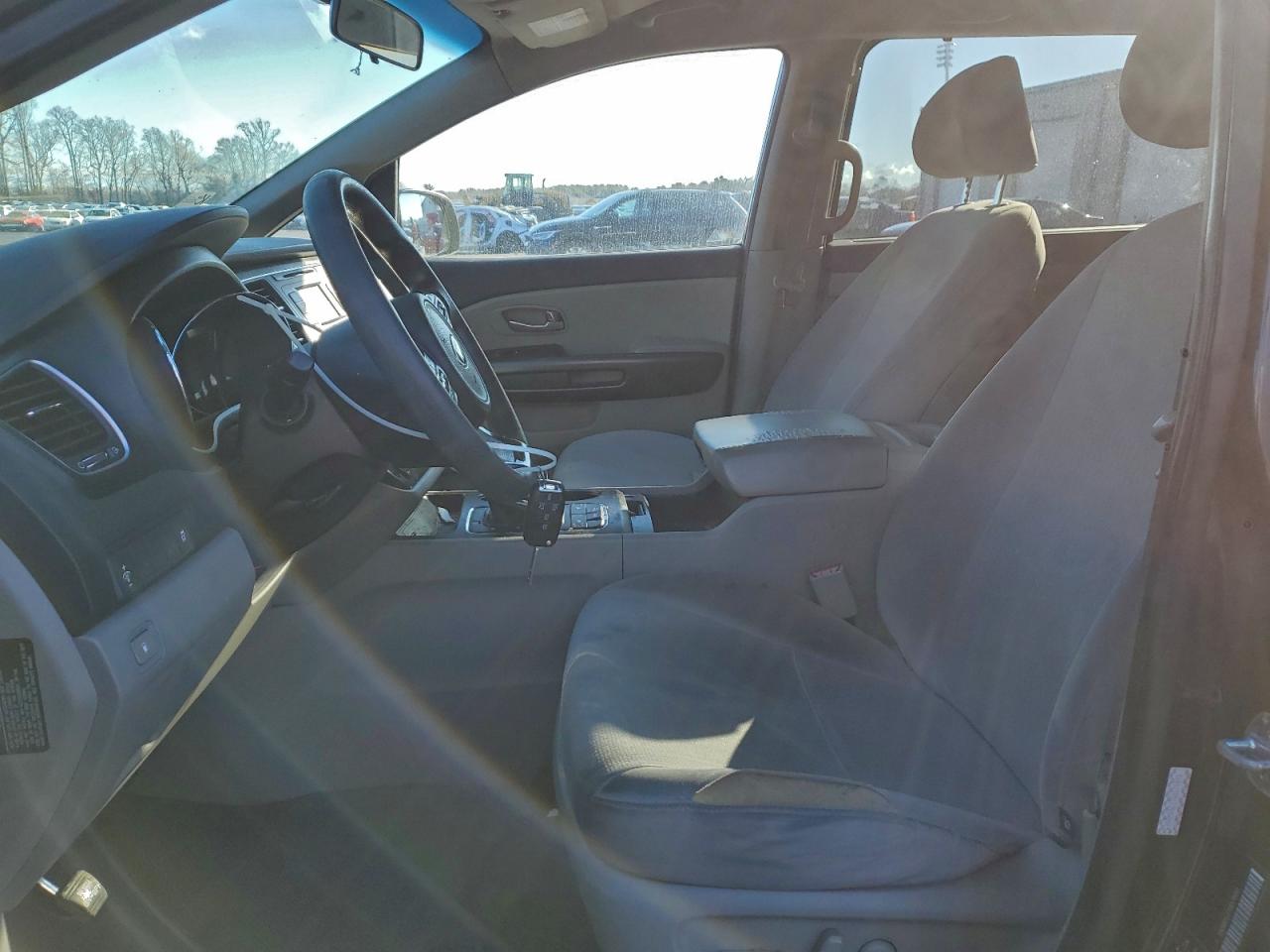 2016 KIA SEDONA LX photo 7