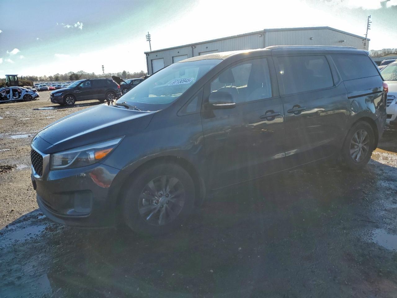 2016 KIA SEDONA
