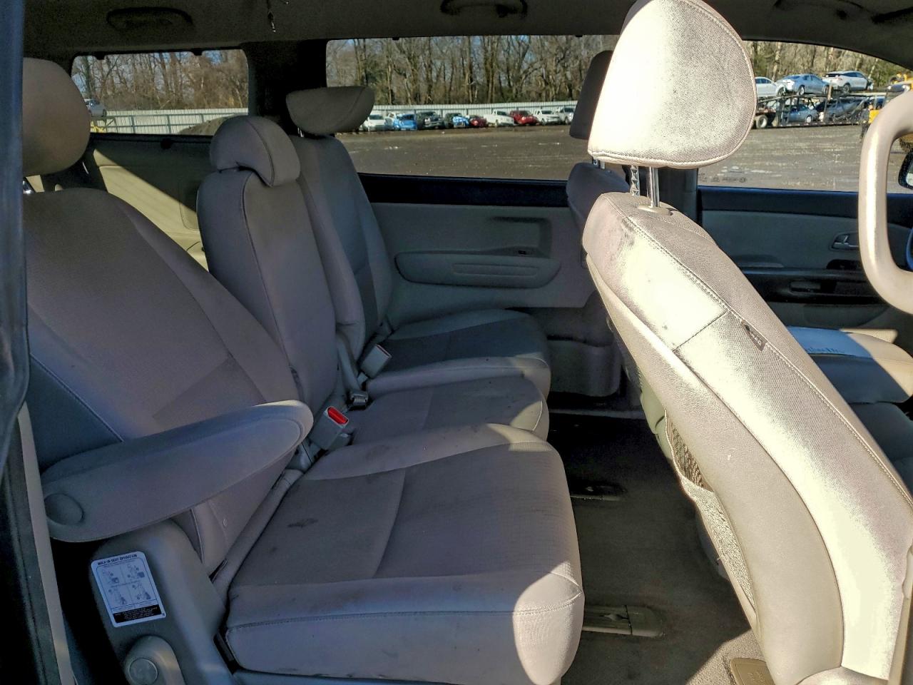 2016 KIA SEDONA LX photo 11