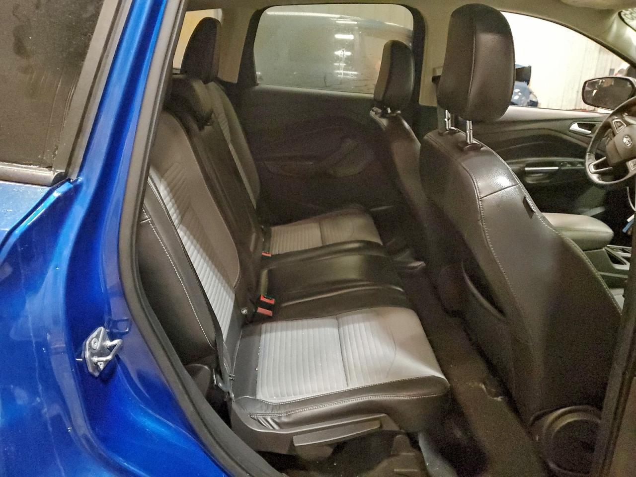 2019 FORD ESCAPE SE photo 10