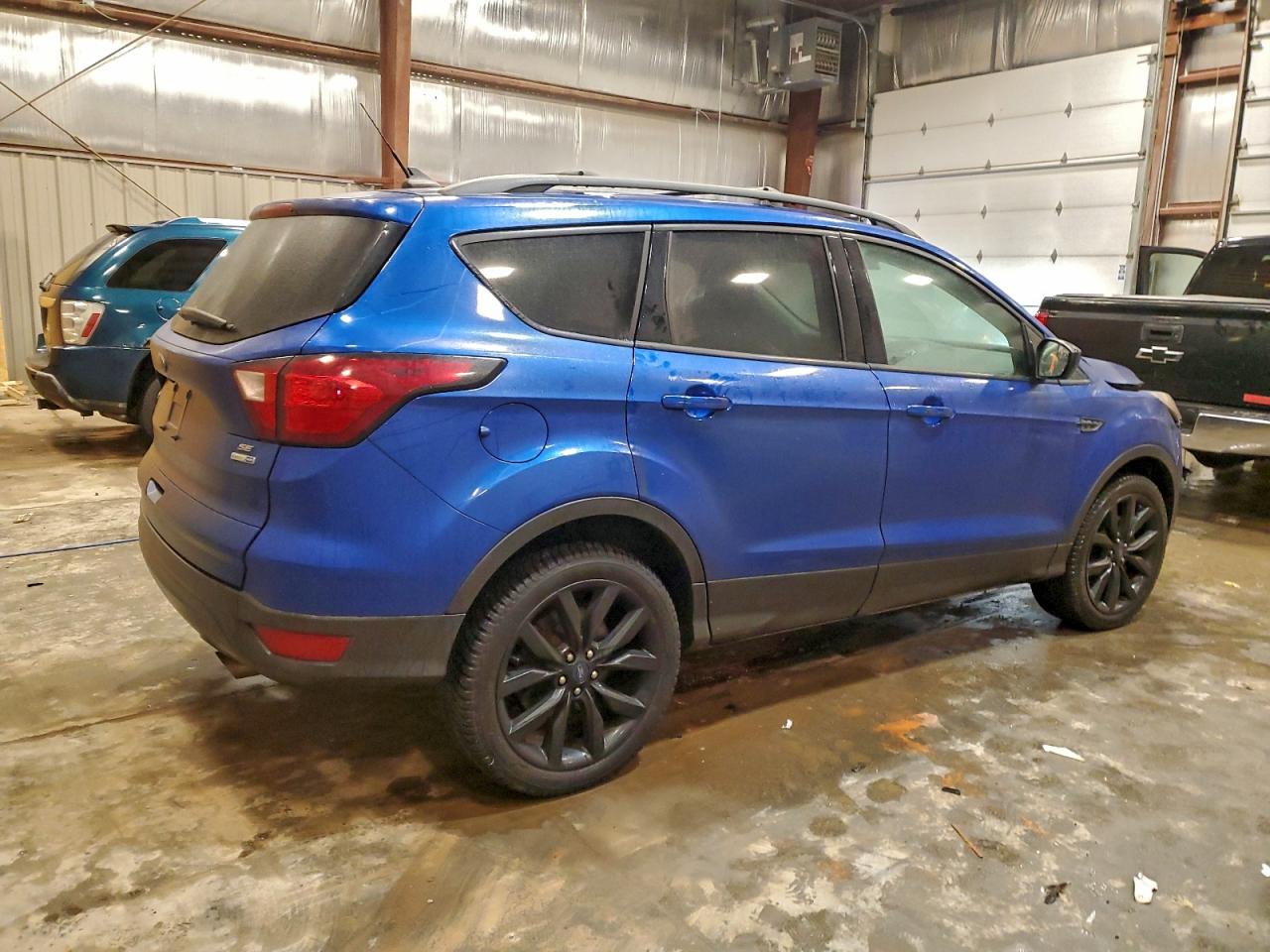 2019 FORD ESCAPE SE photo 3