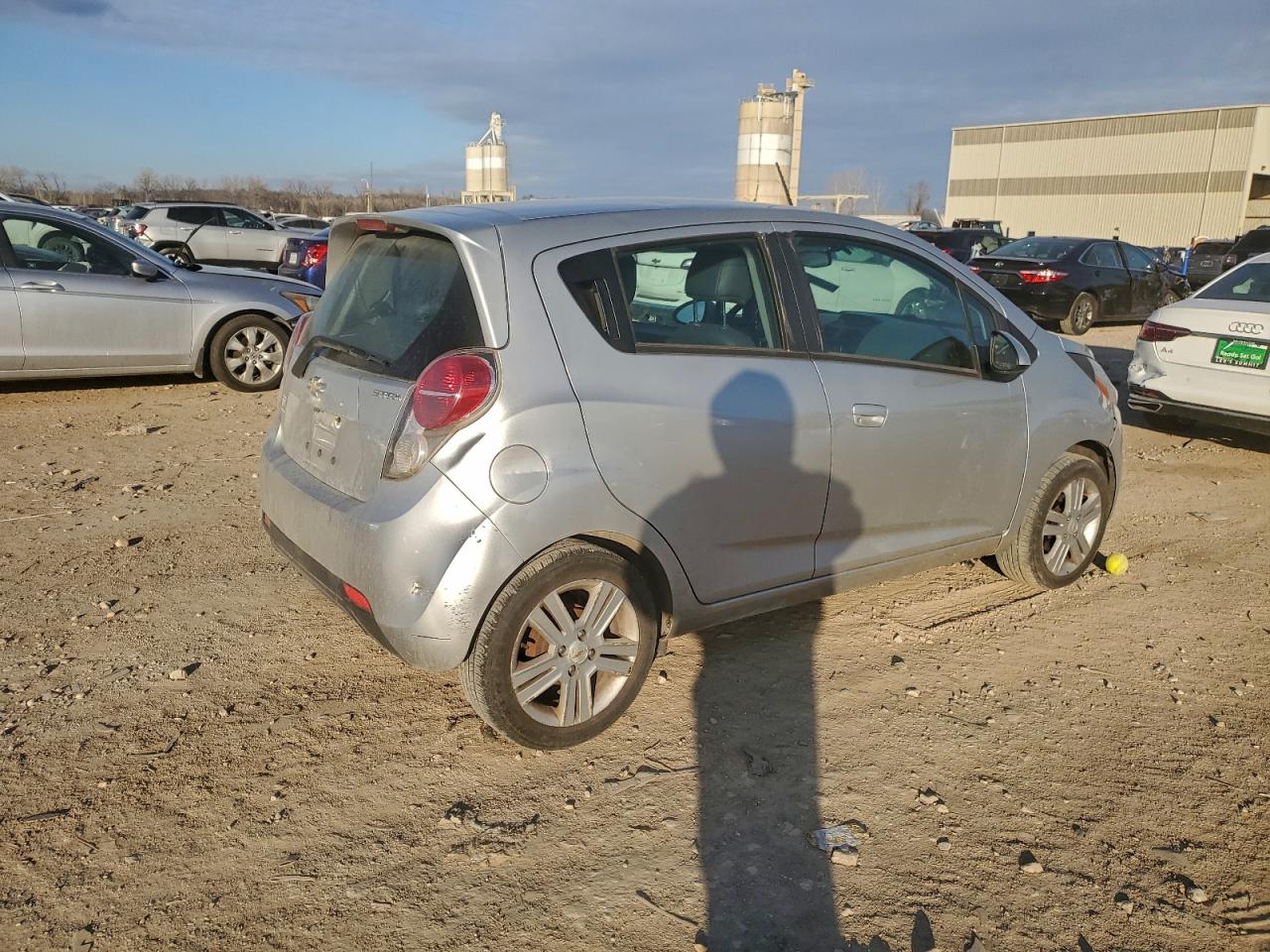 2015 CHEVROLET SPARK 1LT photo 3