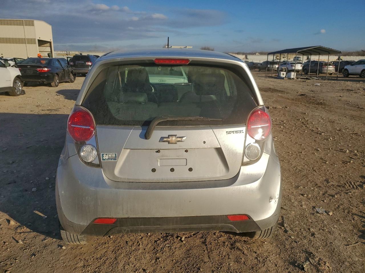 2015 CHEVROLET SPARK 1LT photo 6