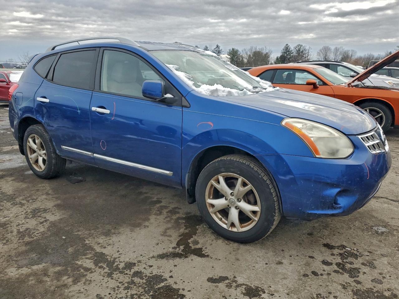 2011 NISSAN ROGUE S photo 4